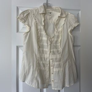 Cream blouse- size 6- short cap sleeve -